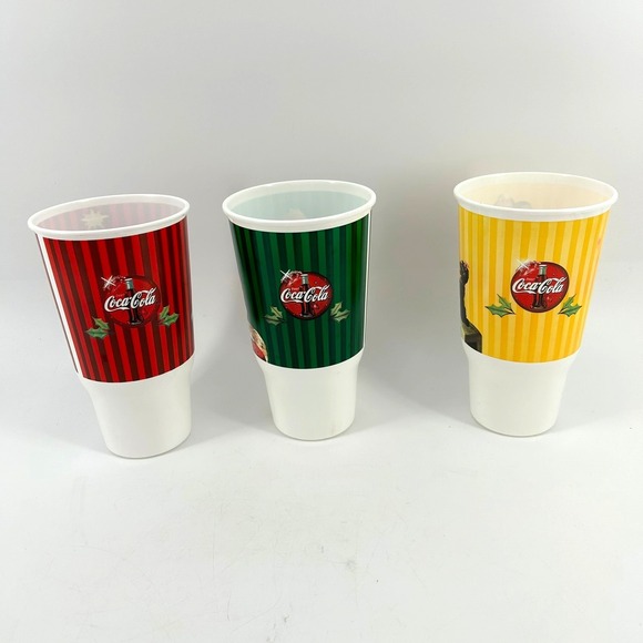 Vintage Coca Cola Christmas Plastic Cups Set of 3 Santa Claus Holiday Tumblers - Picture 6 of 6